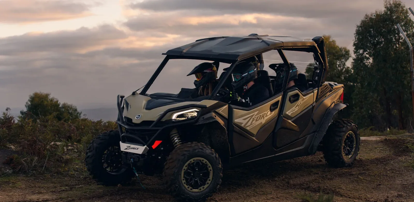 ZFORCE 950 SPORT-4 — Sürücü fokuslu kokpit